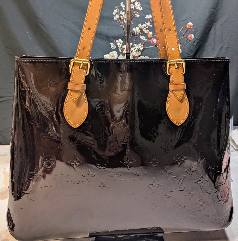Louis Vuitton Vernis Brentwood Zip Top Tote